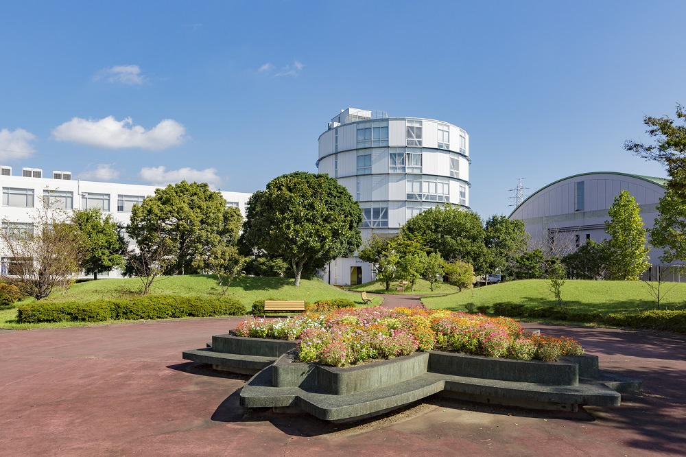 焼津市にある大学です！